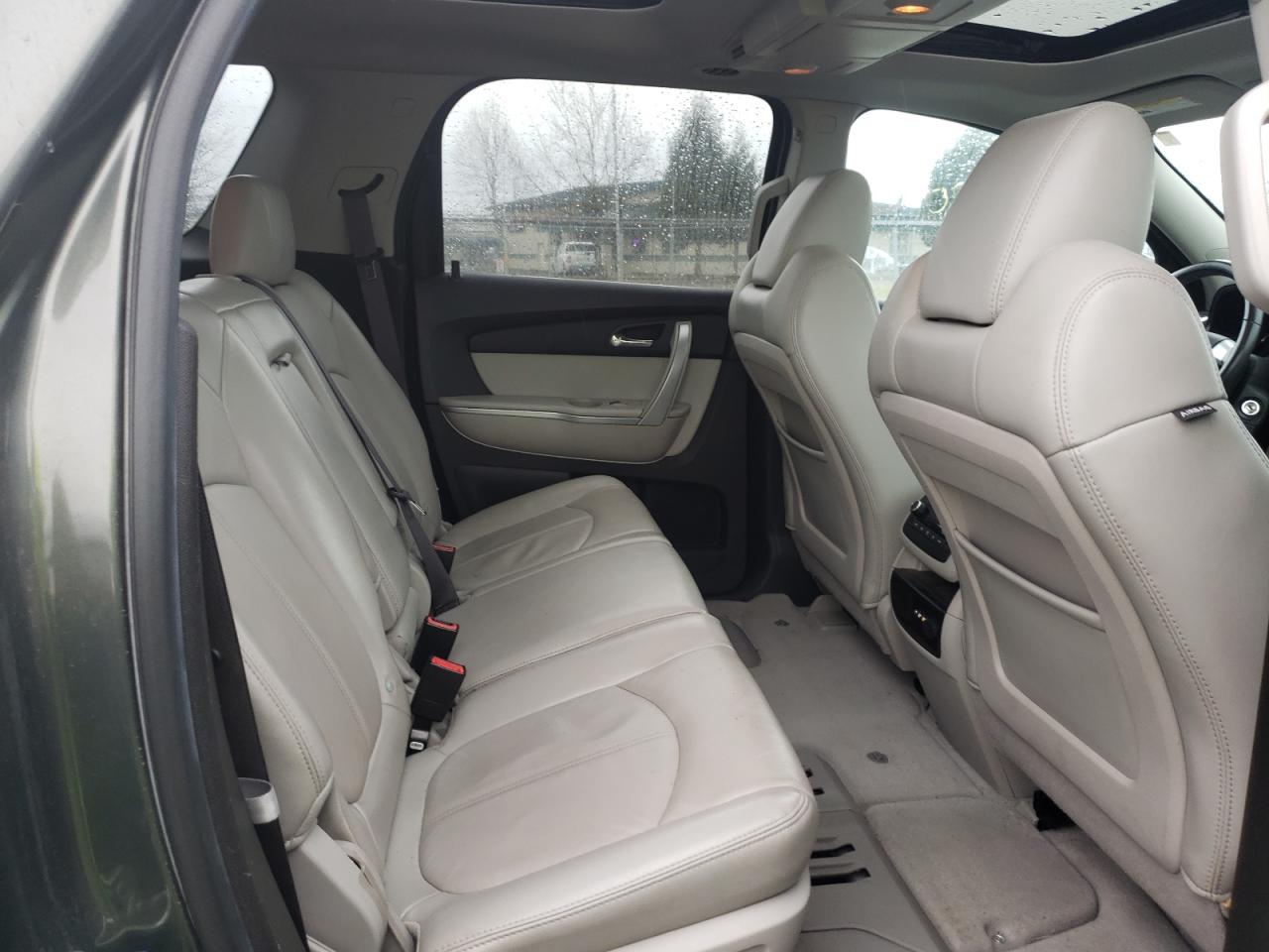 Photo 6 from auction – 2010 GMC ACADIA SLT with VIN 1GKLVNED3AJ255460