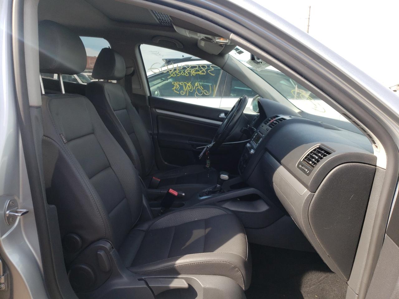 Photo 5 from auction – 2008 VOLKSWAGEN JETTA WOLF with VIN 3VWRJ71K08M167753