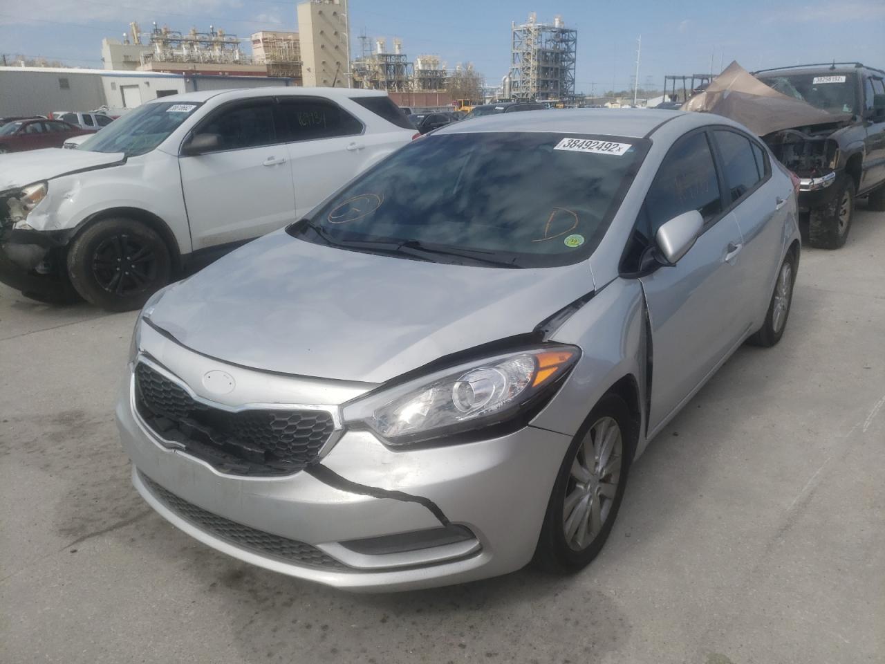 Photo 2 from auction – 2015 KIA FORTE LX with VIN KNAFX4A66F5397660
