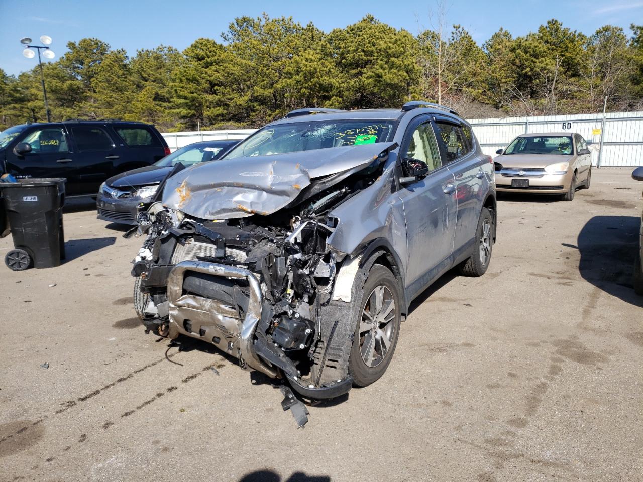 Photo 2 from auction – 2018 TOYOTA RAV4 ADVEN with VIN JTMRFREVXJD228919