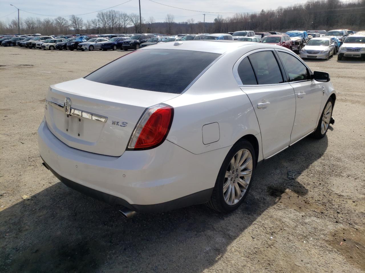 Photo 4 from auction – 2010 LINCOLN MKS with VIN 1LNHL9DR7AG608271