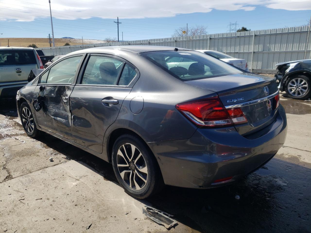 Photo 3 from auction – 2013 HONDA CIVIC EX with VIN 2HGFB2F83DH557307