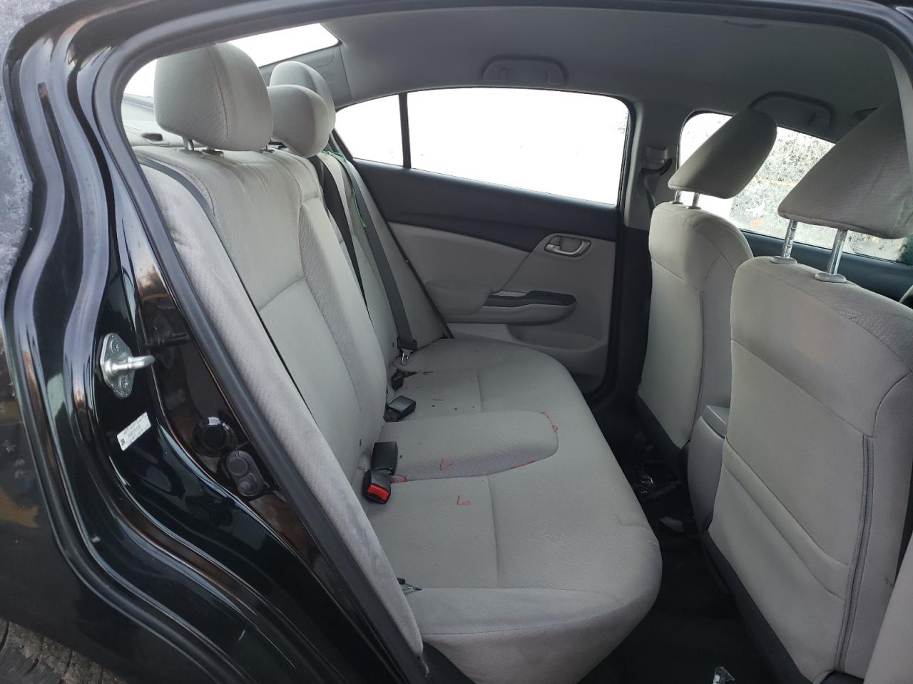 Photo 6 from auction – 2013 HONDA CIVIC LX with VIN 2HGFB2F57DH592891