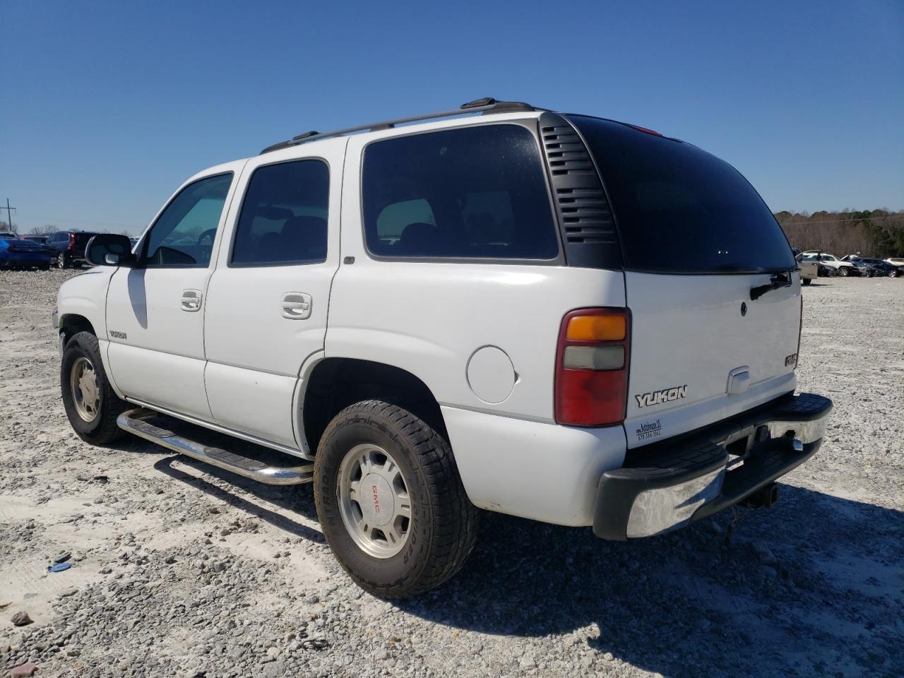 Photo 3 from auction – 2002 GMC YUKON with VIN 1GKEC13VX2J115832