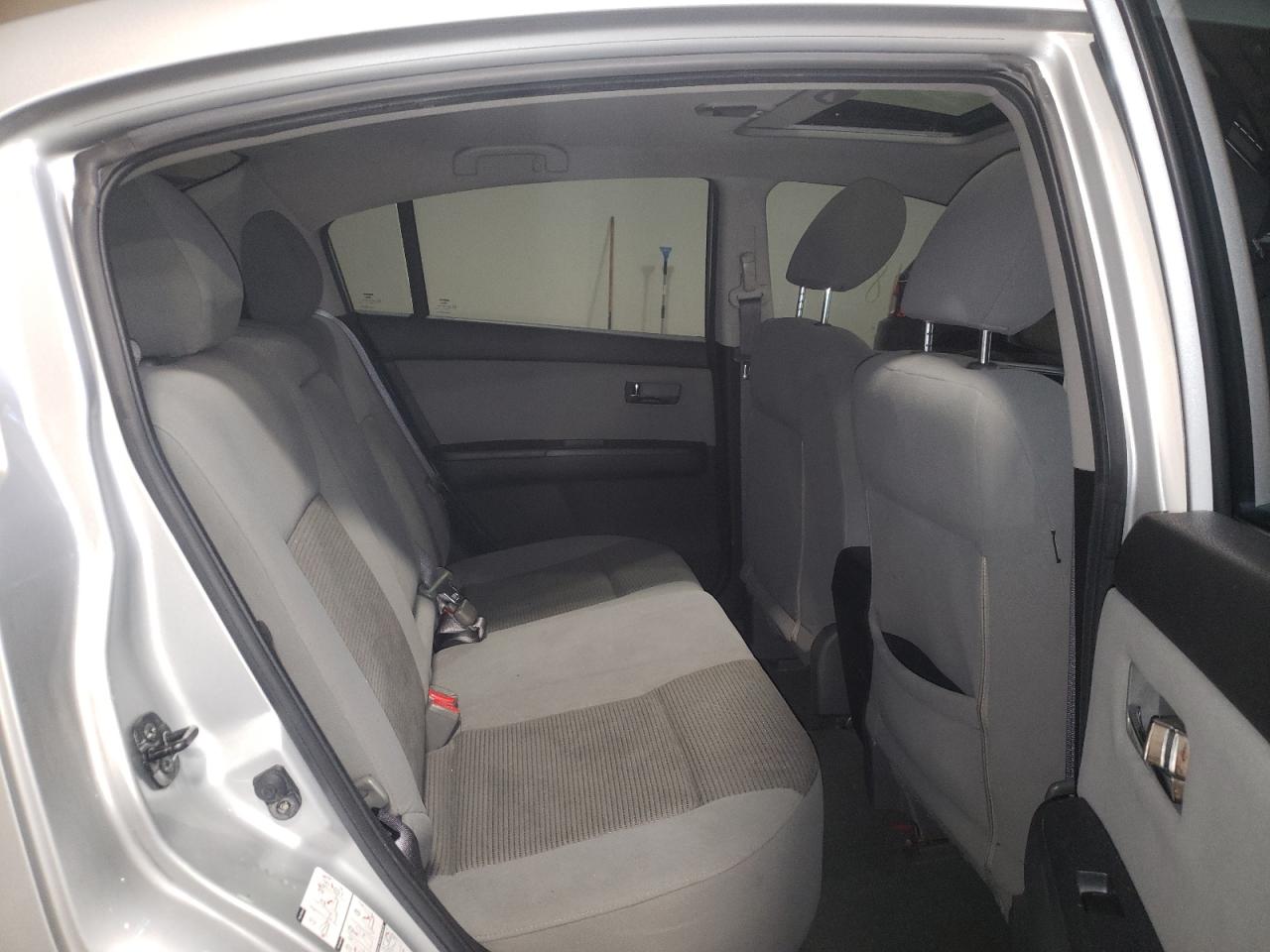 Photo 6 from auction – 2011 NISSAN SENTRA 2.0 with VIN 3N1AB6AP5BL723932