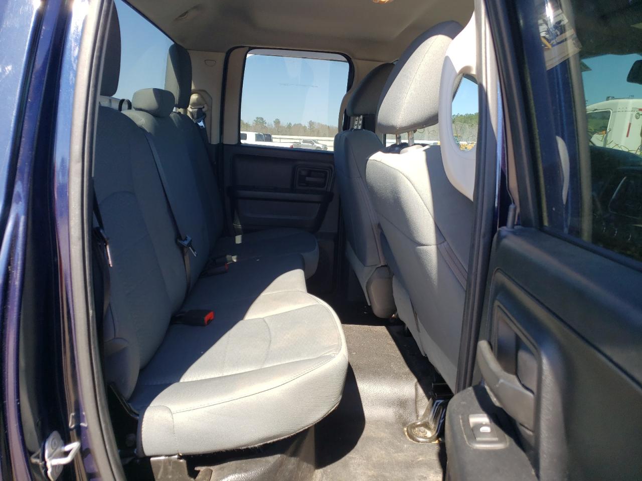 Photo 6 from auction – 2016 RAM 1500 ST with VIN 1C6RR7FT0GS344702