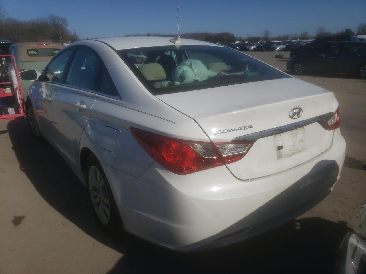 Zdjęcie 3 z aukcji – 2012 HYUNDAI SONATA GLS z VIN 5NPEB4AC5CH497571