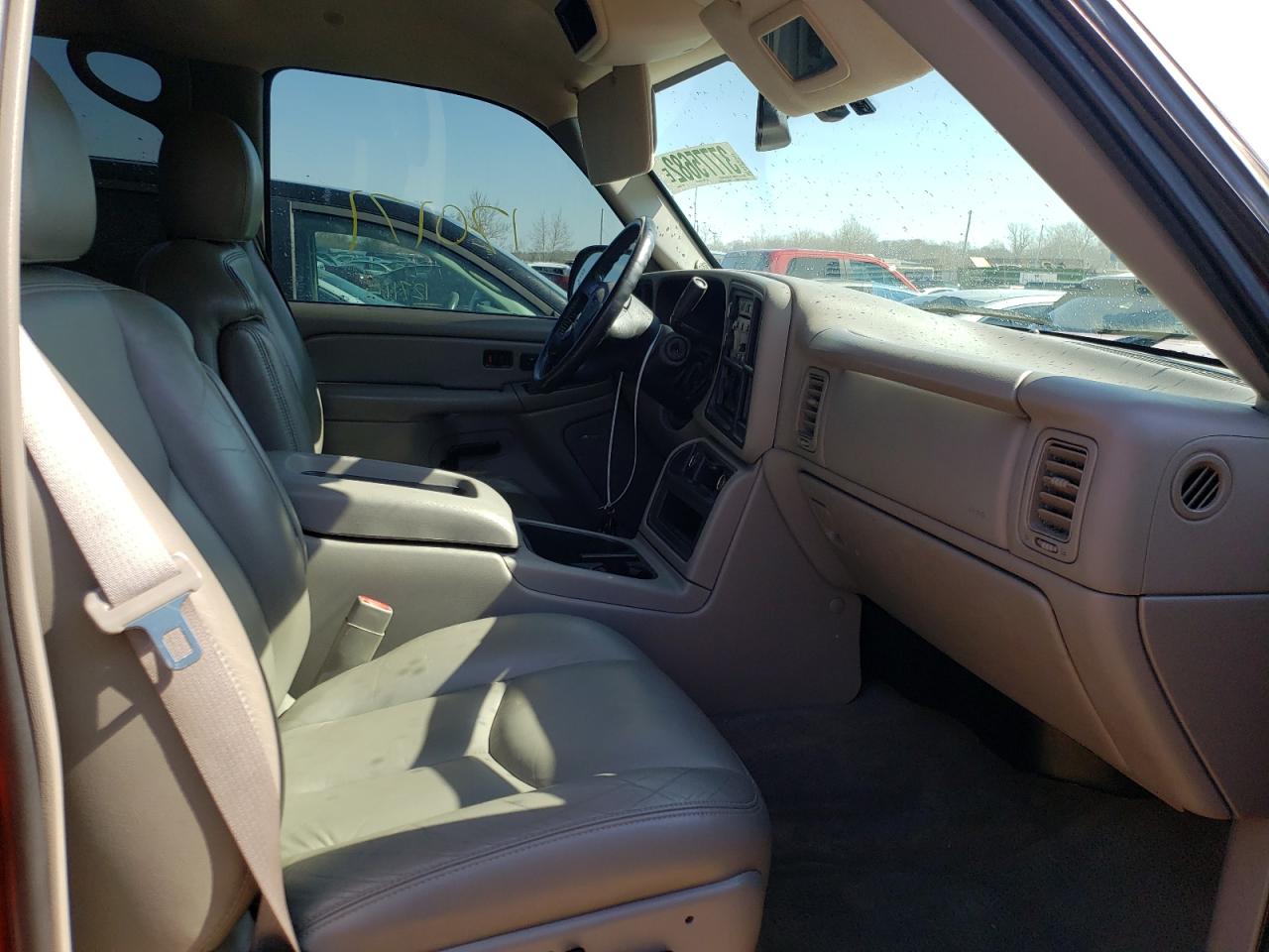Photo 5 from auction – 2005 GMC NEW SIERRA with VIN 2GTEC13TX51260409