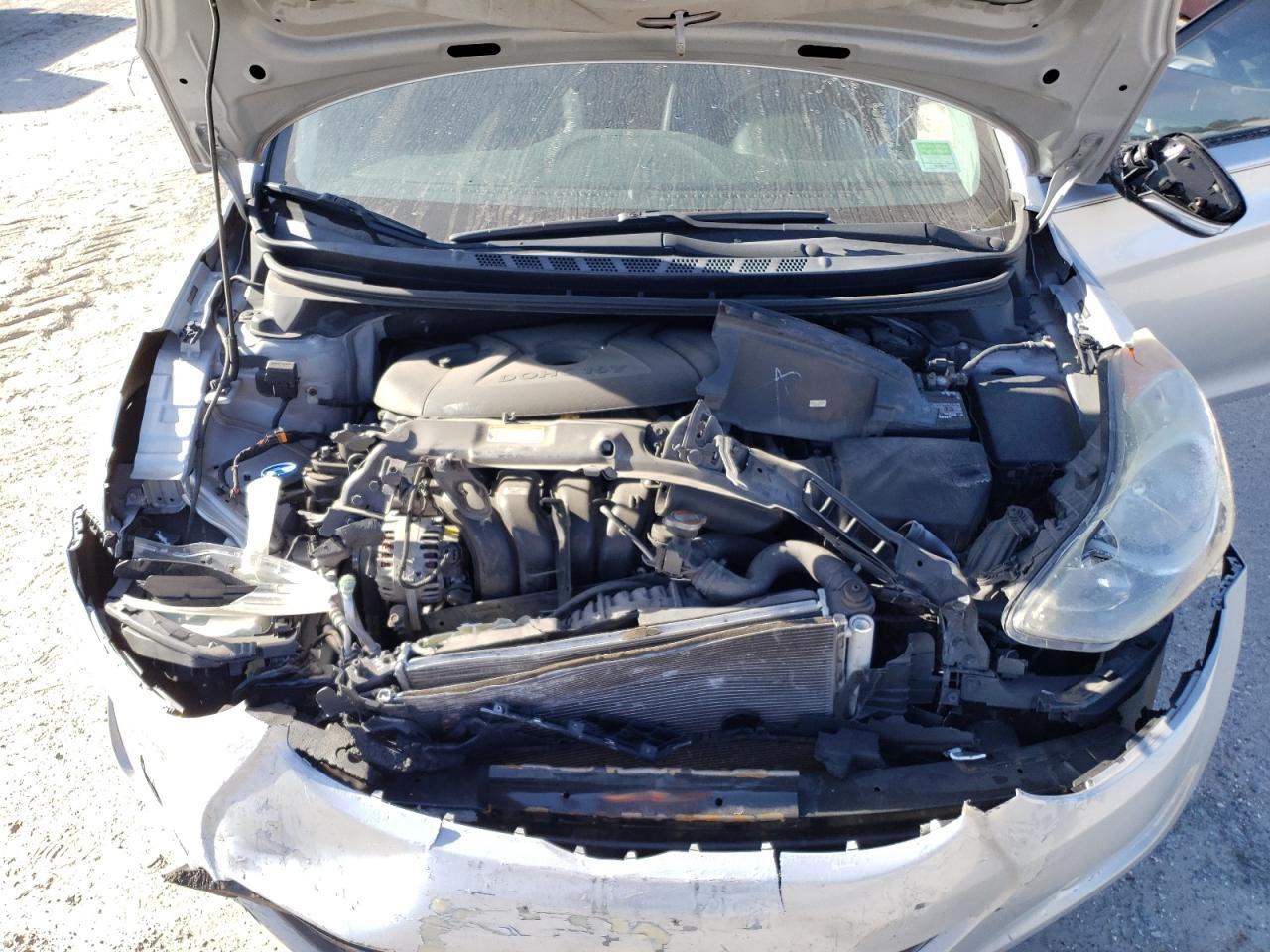 Photo 7 from auction – 2012 HYUNDAI ELANTRA GL with VIN 5NPDH4AE7CH112653