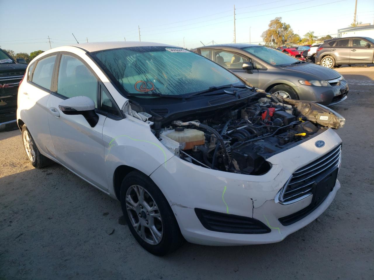 FORD FIESTA SE 2015 with VIN 3FADP4EJ3FM211114 - Photo from auction