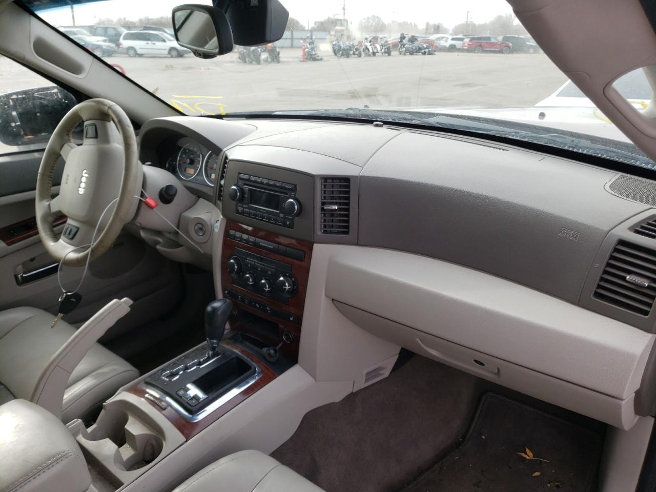 Photo 9 from auction – 2007 JEEP GRAND CHER with VIN 1J8HR58267C523343