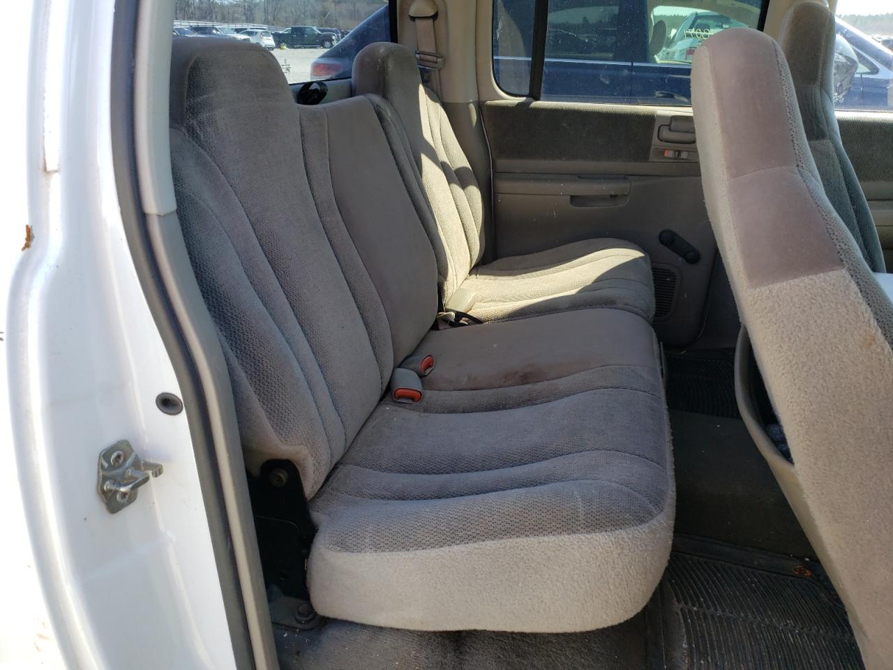 Photo 6 from auction – 2004 DODGE DAKOTA QUA with VIN 1D7HL38K24S505488