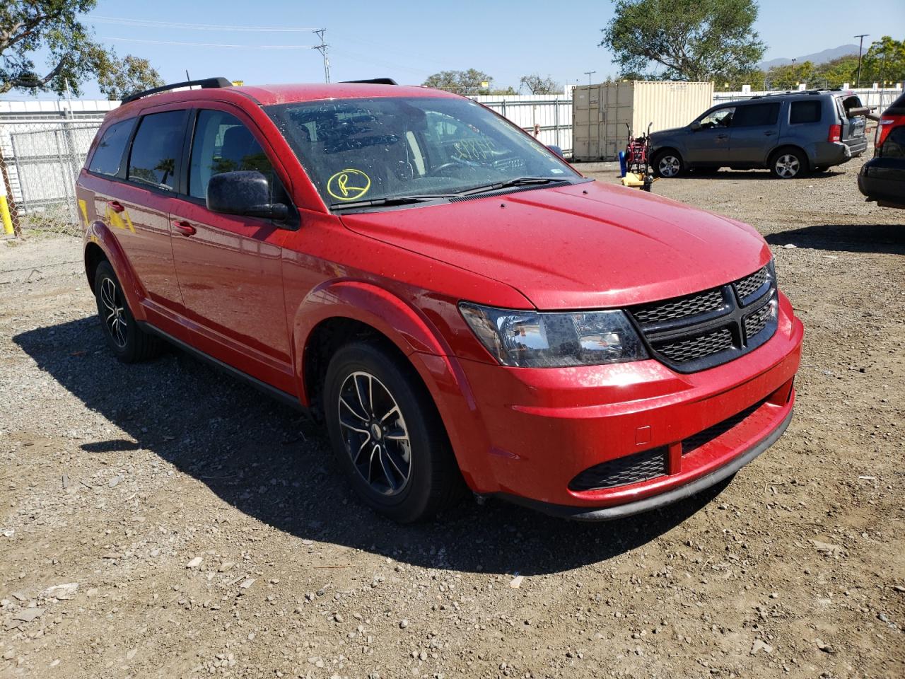 DODGE JOURNEY SE 2018 with VIN 3C4PDCAB1JT520569 - Photo from auction