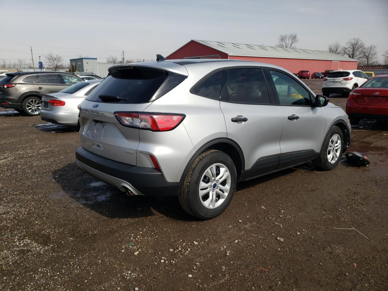 Photo 4 from auction – 2020 FORD ESCAPE S with VIN 1FMCU0F63LUA03318