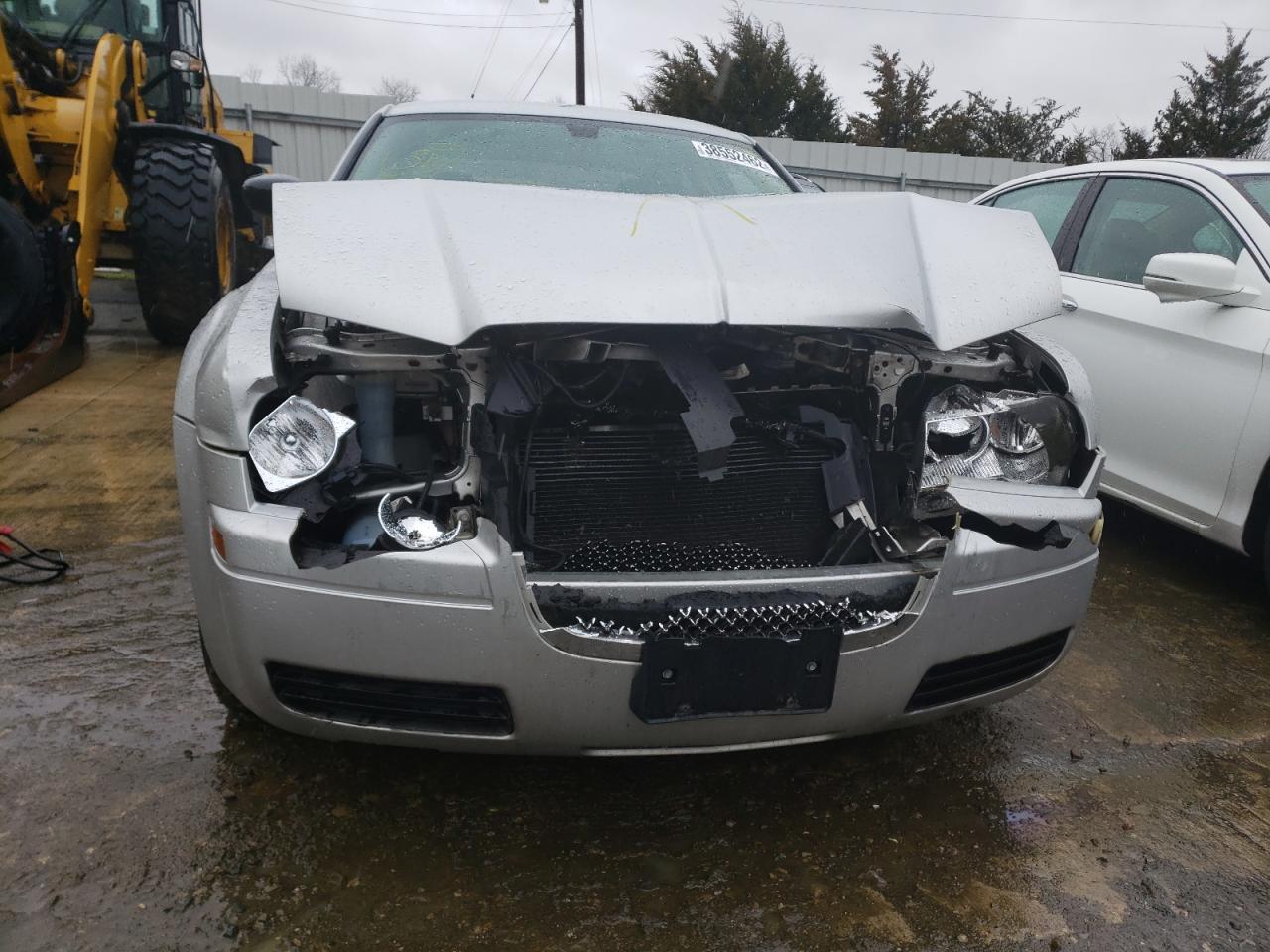 Photo 9 from auction – 2007 CHRYSLER 300 with VIN 2C3KA43R47H823709