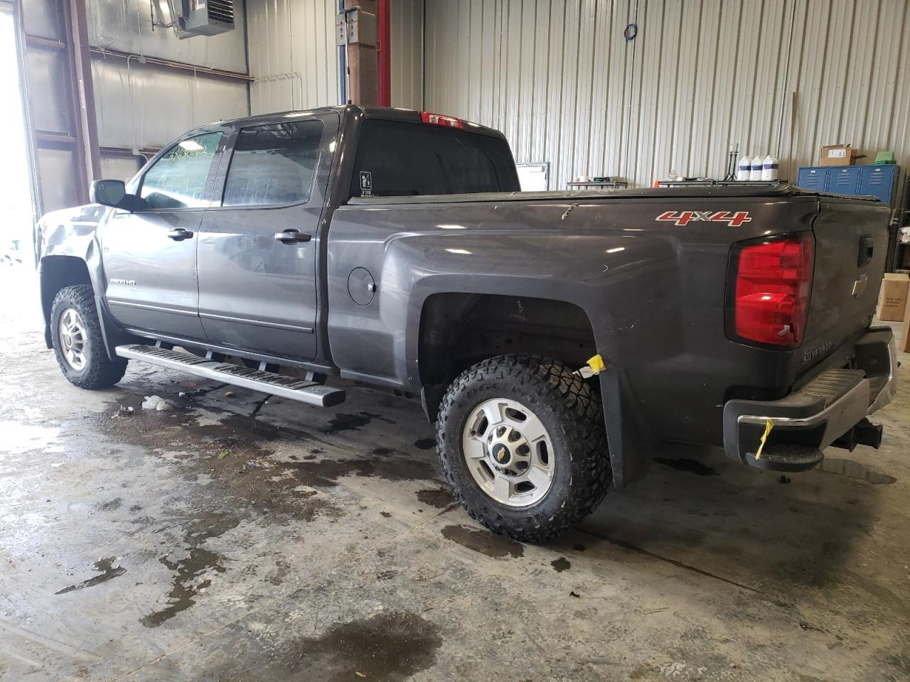 Photo 3 from auction – 2015 CHEVROLET SILVERADO with VIN 1GC1KVE83FF504574