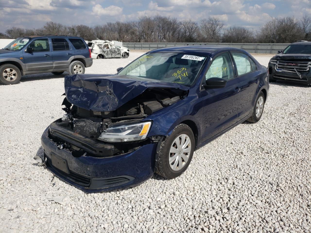Photo 2 from auction – 2014 VOLKSWAGEN JETTA BASE with VIN 3VW2K7AJ3EM382741