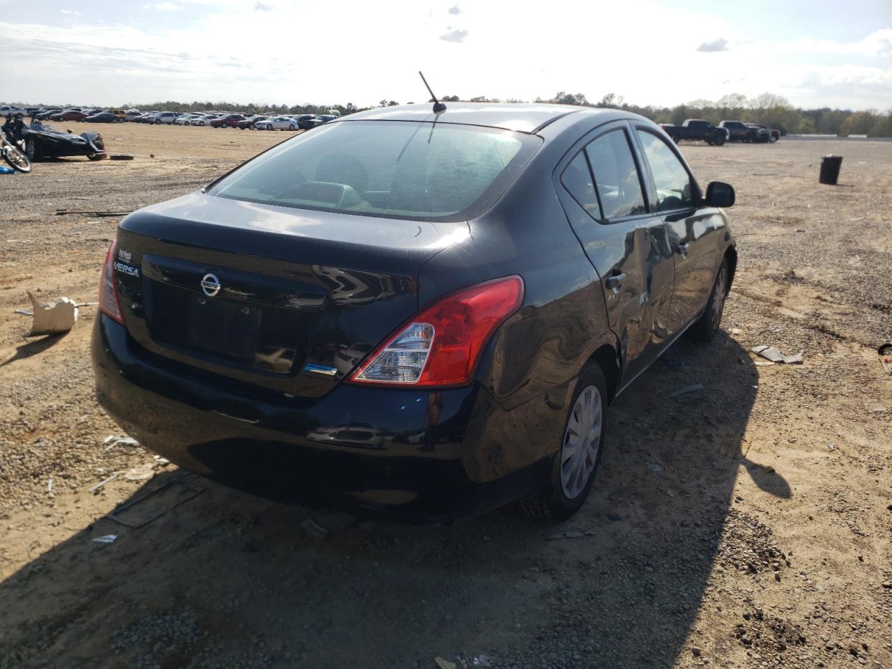 Photo 4 from auction – 2012 NISSAN VERSA S with VIN 3N1CN7AP7CL835641