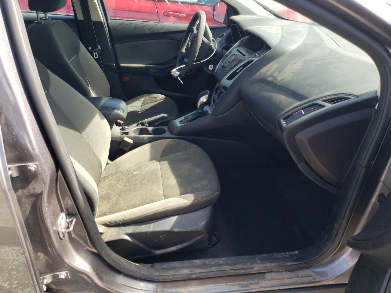 Photo 5 from auction – 2013 FORD FOCUS SE with VIN 1FADP3F24DL261486