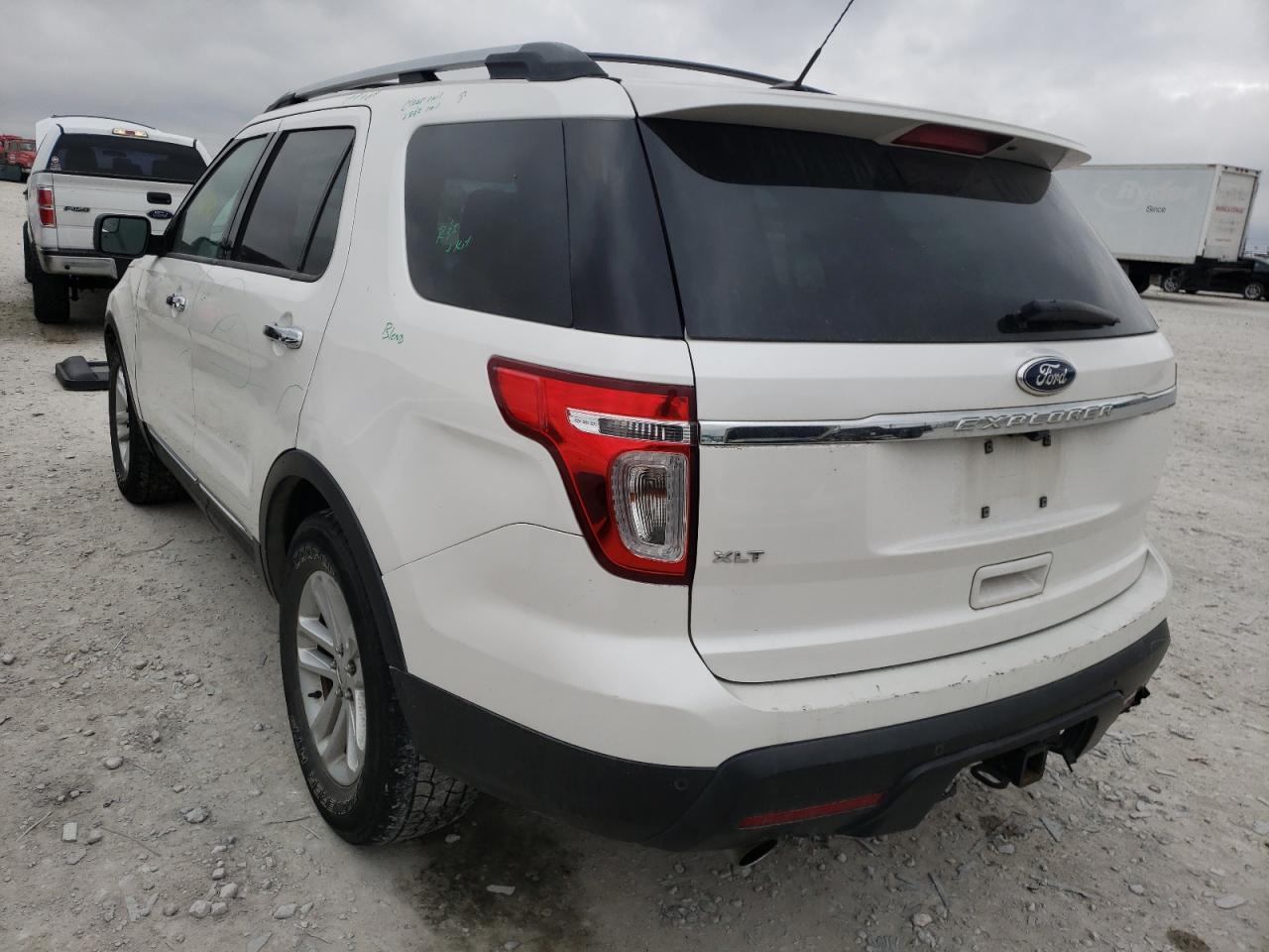 Photo 3 from auction – 2015 FORD EXPLORER X with VIN 1FM5K7D81FGB84692