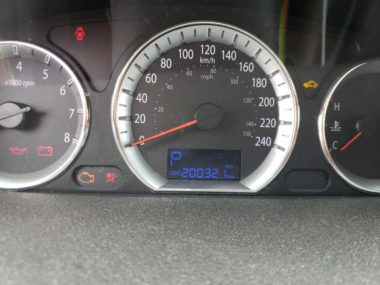 Photo 8 from auction – 2010 HYUNDAI SONATA GLS with VIN 5NPET4AC8AH657128