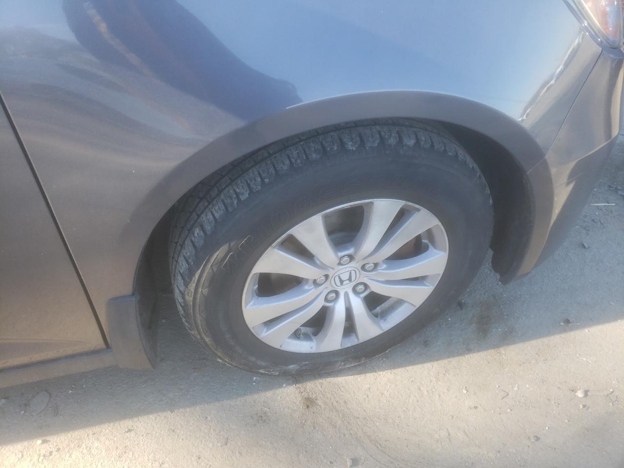 Photo 9 from auction – 2015 HONDA ODYSSEY EX with VIN 5FNRL5H61FB090130