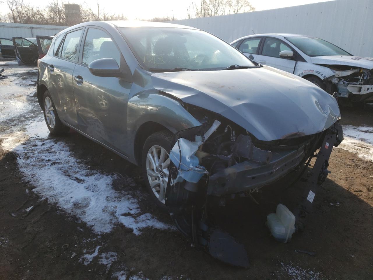 MAZDA 3 I 2013 with VIN JM1BL1LP9D1786315 - Photo from auction