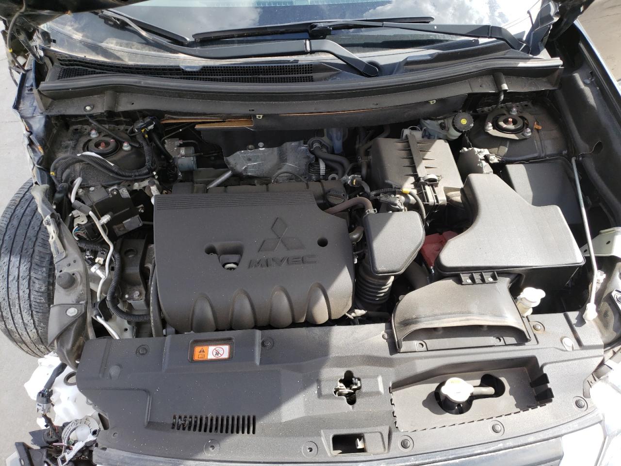 Photo 7 from auction – 2019 MITSUBISHI OUTLANDER with VIN JA4AZ3A35KZ011735