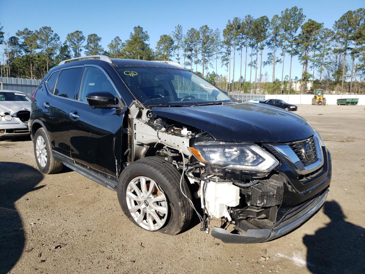 Photo 1 from auction – 2018 NISSAN ROGUE S with VIN KNMAT2MT7JP599001