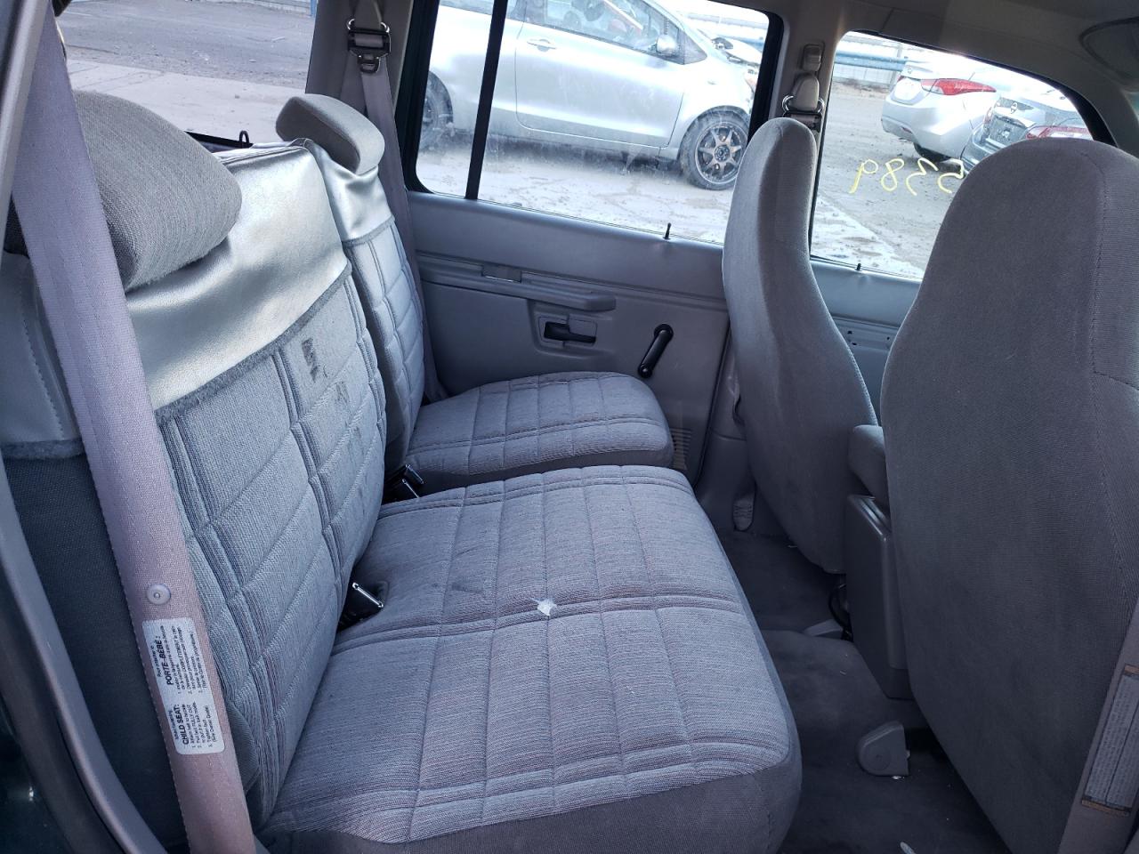 Photo 6 from auction – 1997 FORD EXPLORER with VIN 1FMDU34E0VZB51772
