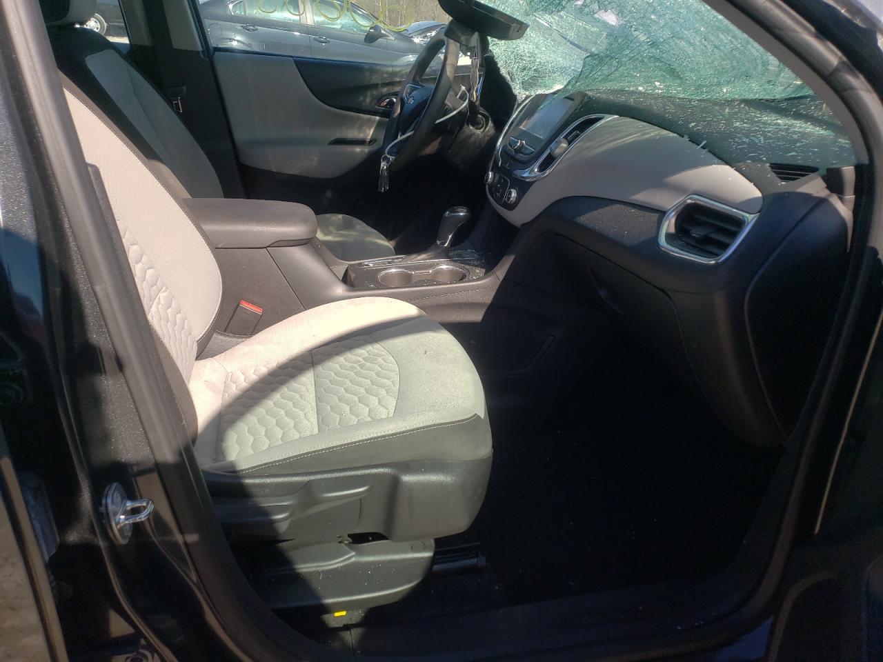 Photo 5 from auction – 2018 CHEVROLET EQUINOX LS with VIN 2GNAXHEV3J6107448
