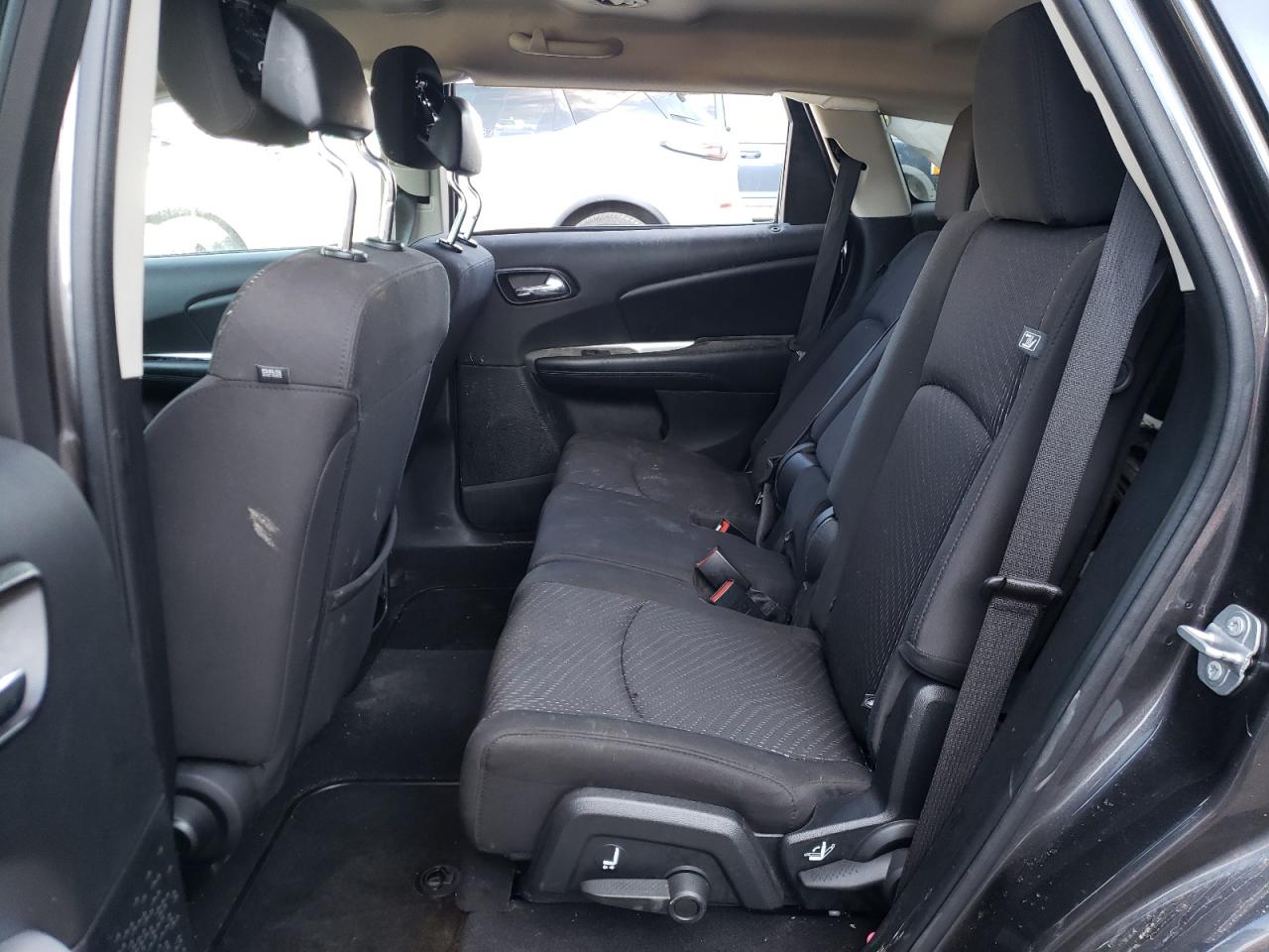 Photo 6 from auction – 2018 DODGE JOURNEY SE with VIN 3C4PDCAB5JT216547