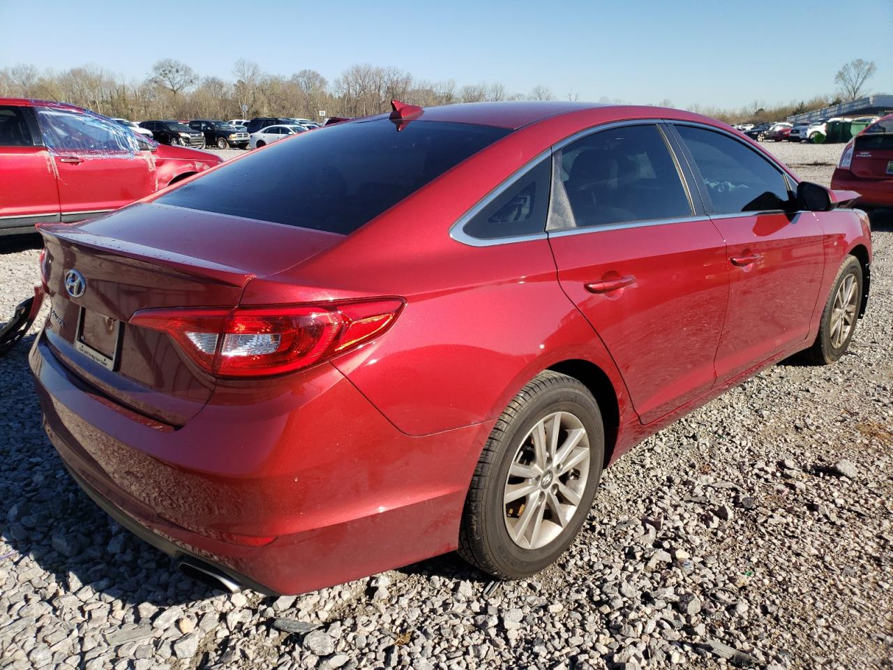 Photo 4 from auction – 2016 HYUNDAI SONATA SE with VIN 5NPE24AF0GH431994