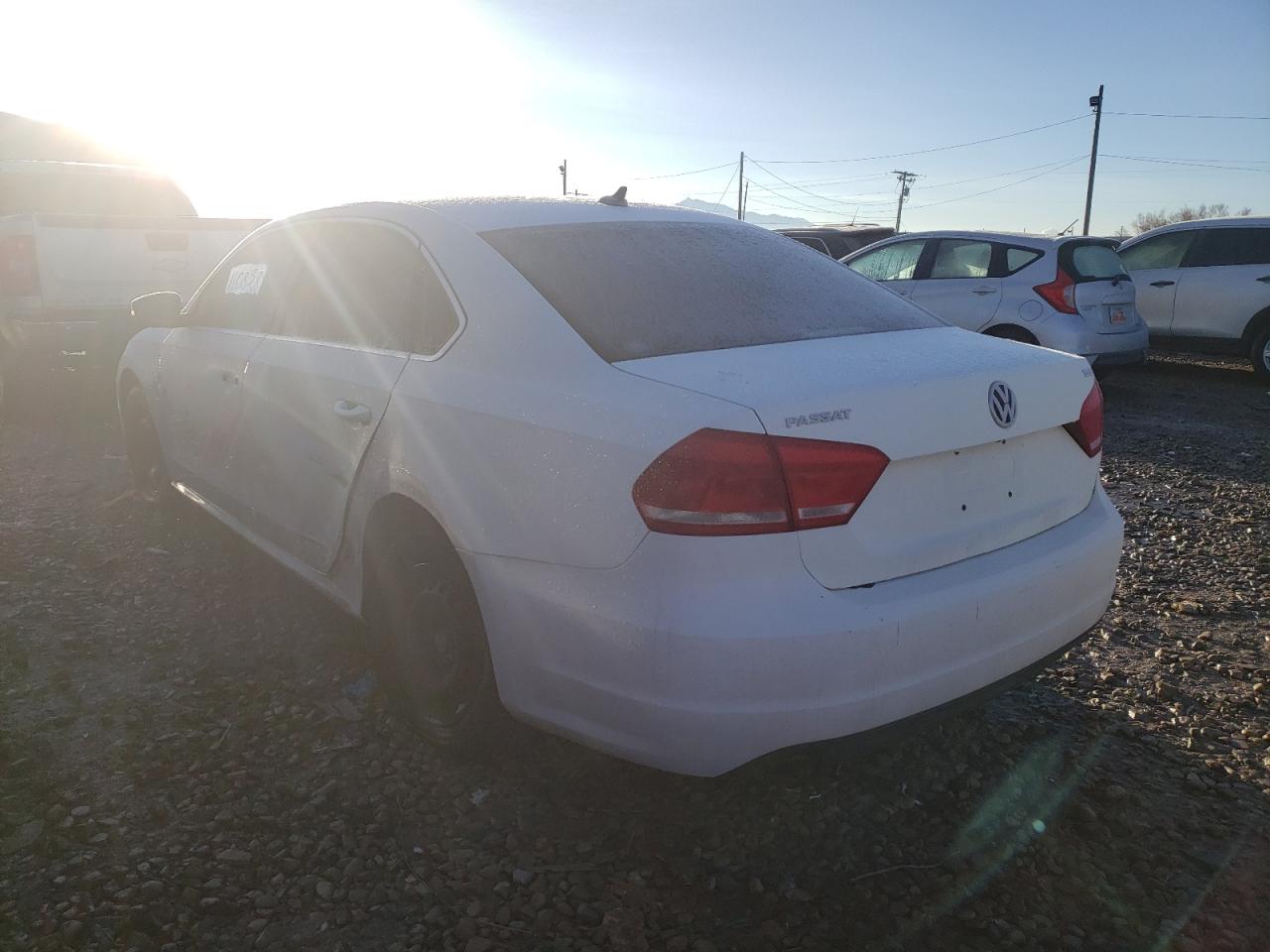 Photo 3 from auction – 2014 VOLKSWAGEN PASSAT SE with VIN 1VWBS7A32EC039261