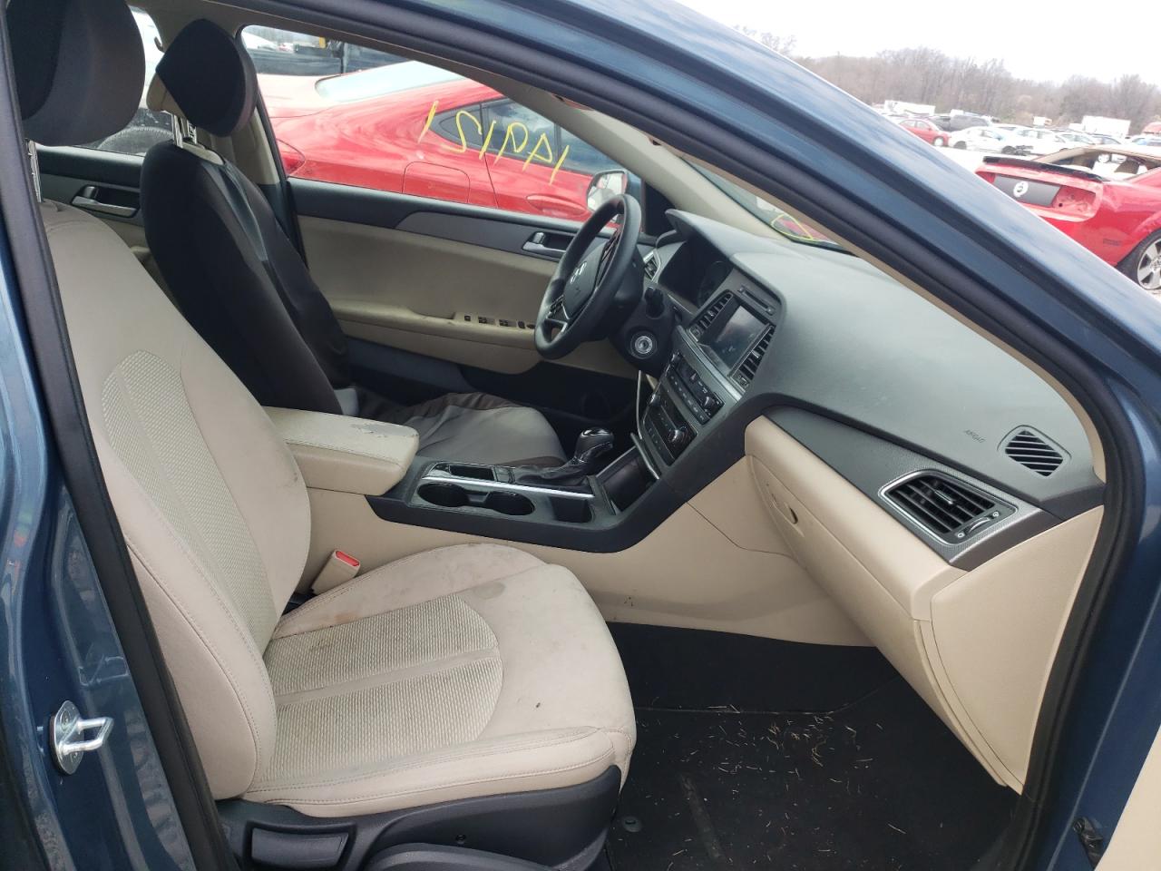 Photo 5 from auction – 2016 HYUNDAI SONATA SE with VIN 5NPE24AF3GH264241