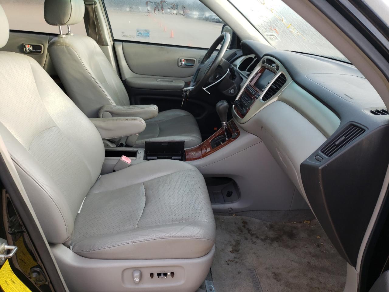 Photo 5 from auction – 2007 TOYOTA HIGHLANDER with VIN JTEEW21AX70036369