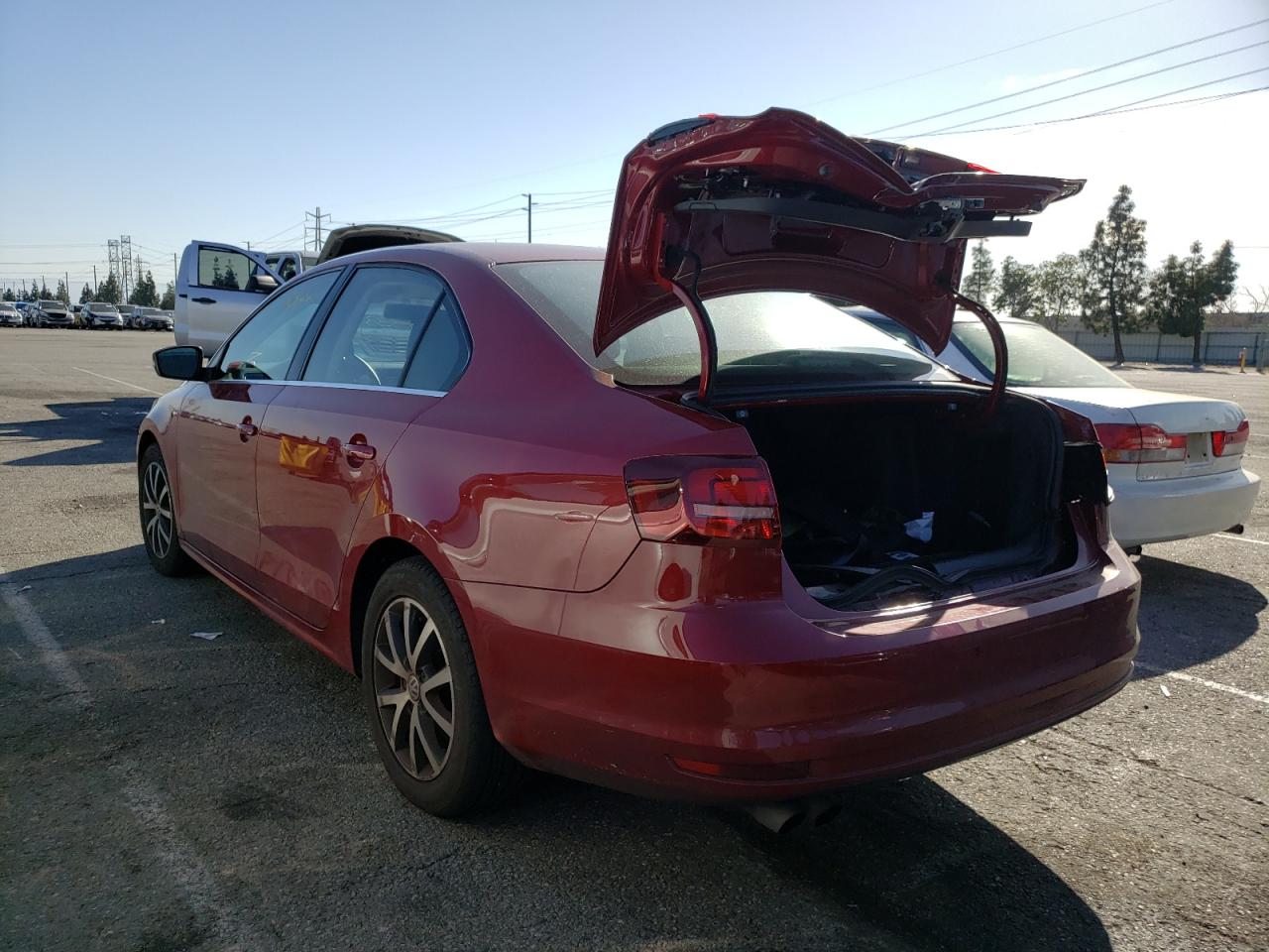 Photo 3 from auction – 2017 VOLKSWAGEN JETTA SE with VIN 3VWDB7AJ2HM201366