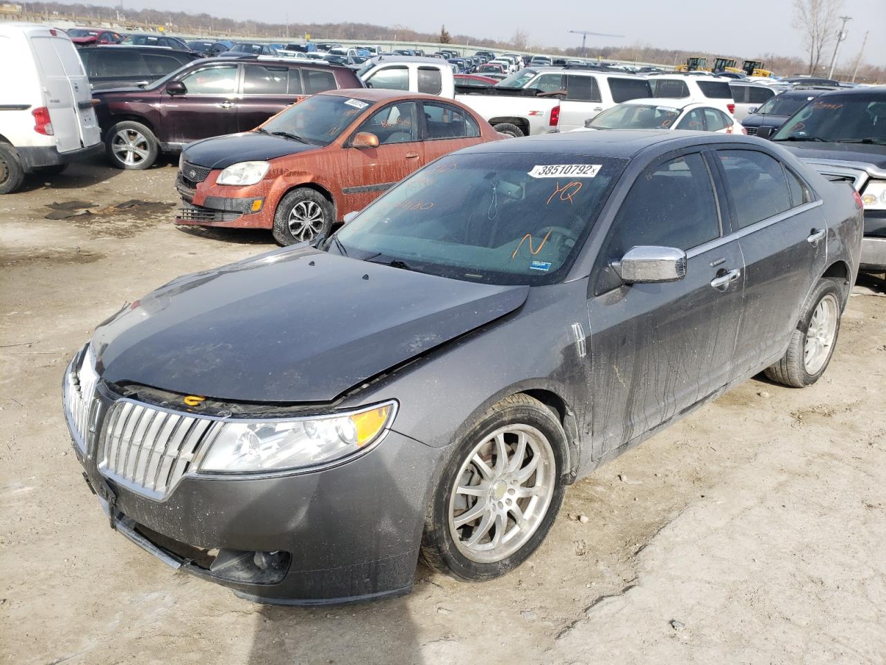 Photo 2 from auction – 2010 LINCOLN MKZ with VIN 3LNHL2JC8AR611180