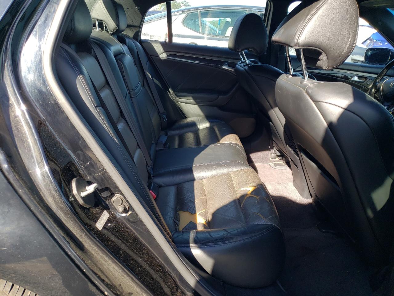Photo 6 from auction – 2007 ACURA TL TYPE S with VIN 19UUA76577A015630