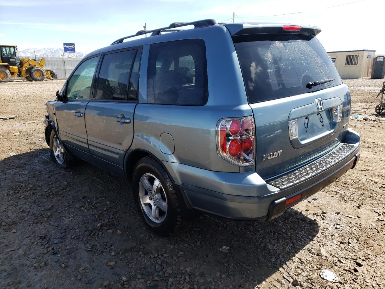 Foto 3 de la subasta – 2006 HONDA PILOT EX con VIN 5FNYF18546B011813