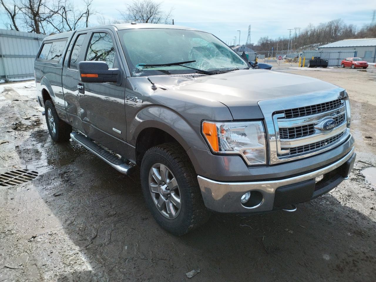 FORD F150 SUPER 2013 with VIN 1FTFX1ET9DFB00518 - Photo from auction