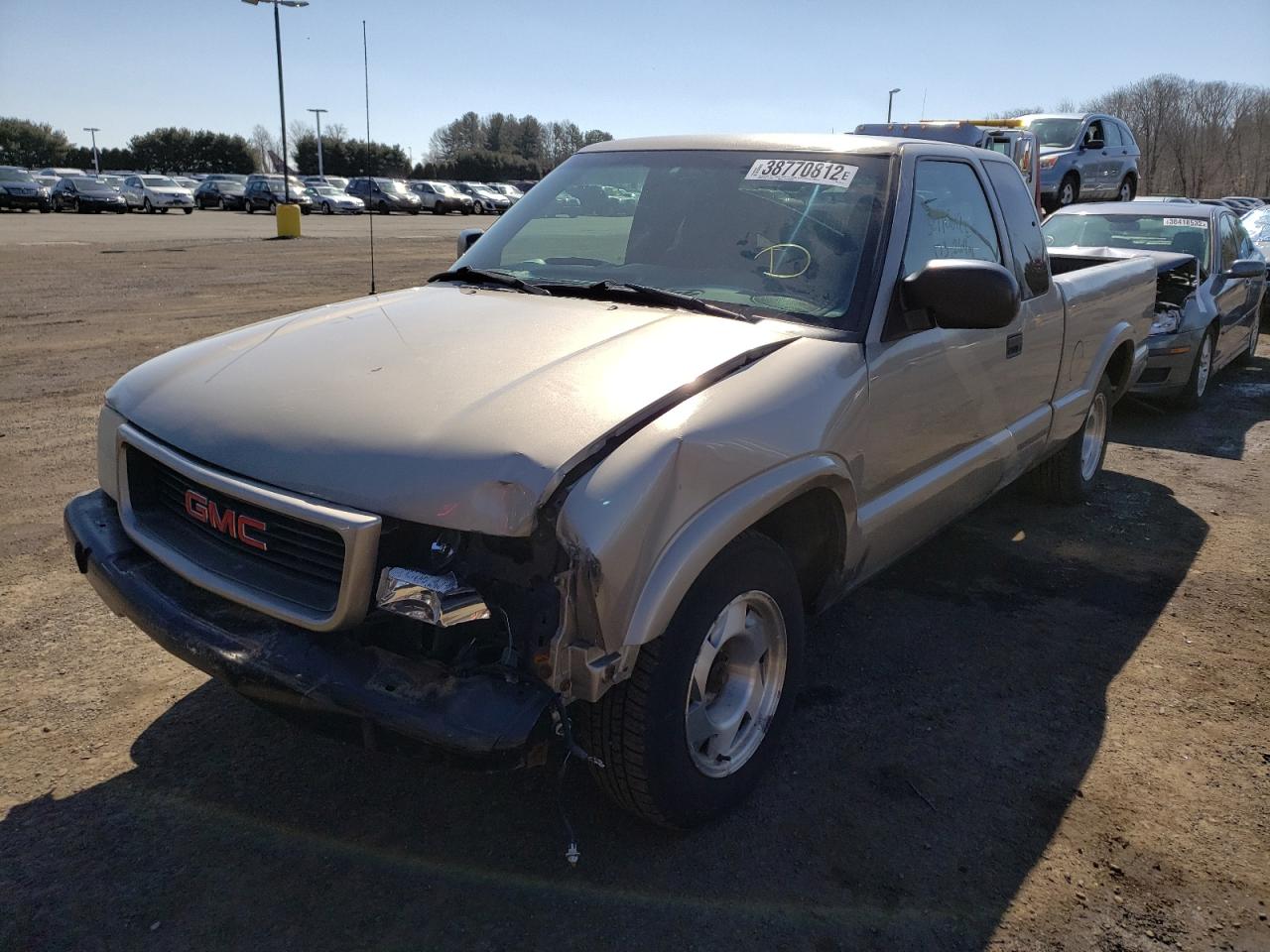 Photo 2 from auction – 2001 GMC SONOMA with VIN 1GTCS19W118157236