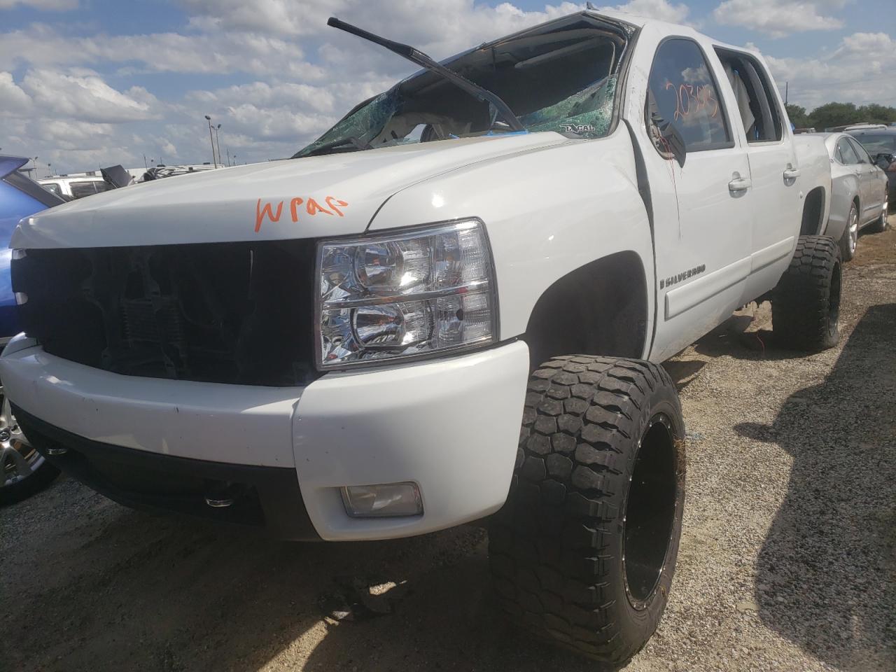 Photo 2 from auction – 2008 CHEVROLET SILVERADO with VIN 2GCEC130481235001