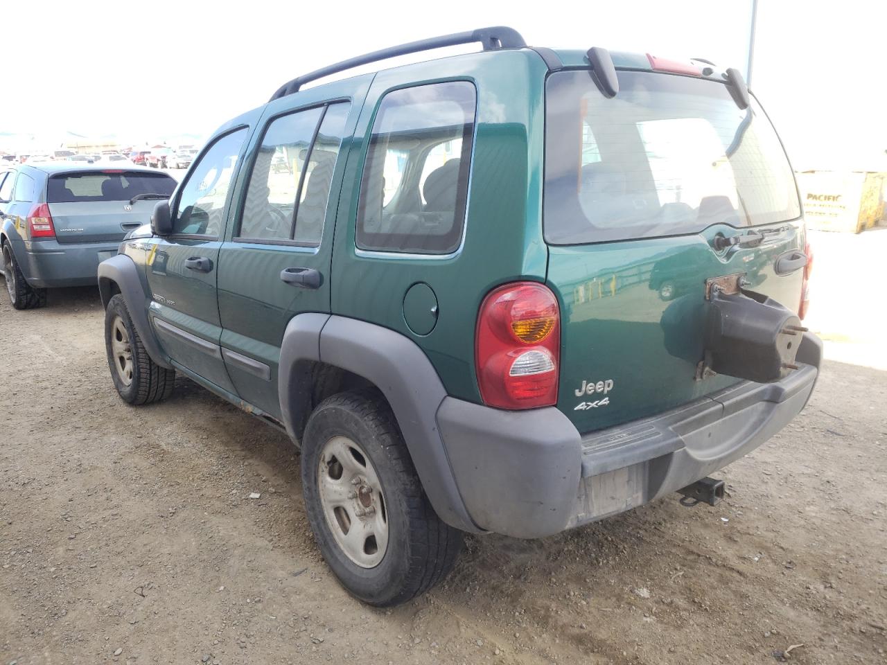 Photo 3 from auction – 2003 JEEP LIBERTY SP with VIN 1J4GL48K73W718269