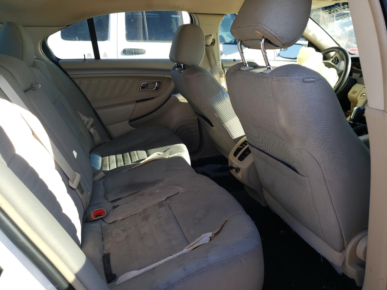 Photo 6 from auction – 2014 FORD TAURUS with VIN 1FAHP2D80EG164508
