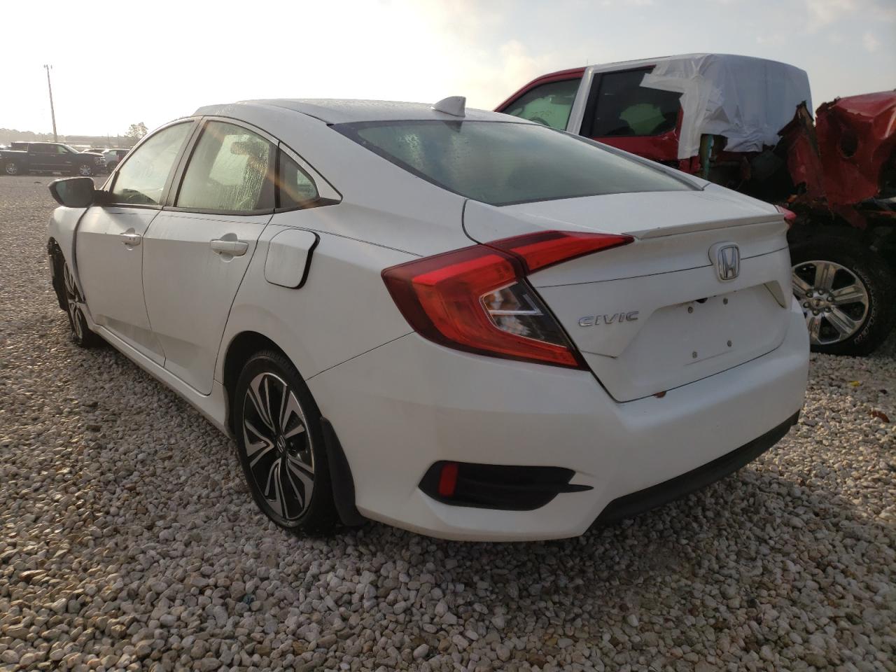 Photo 3 from auction – 2018 HONDA CIVIC EXL with VIN JHMFC1F79JX003675