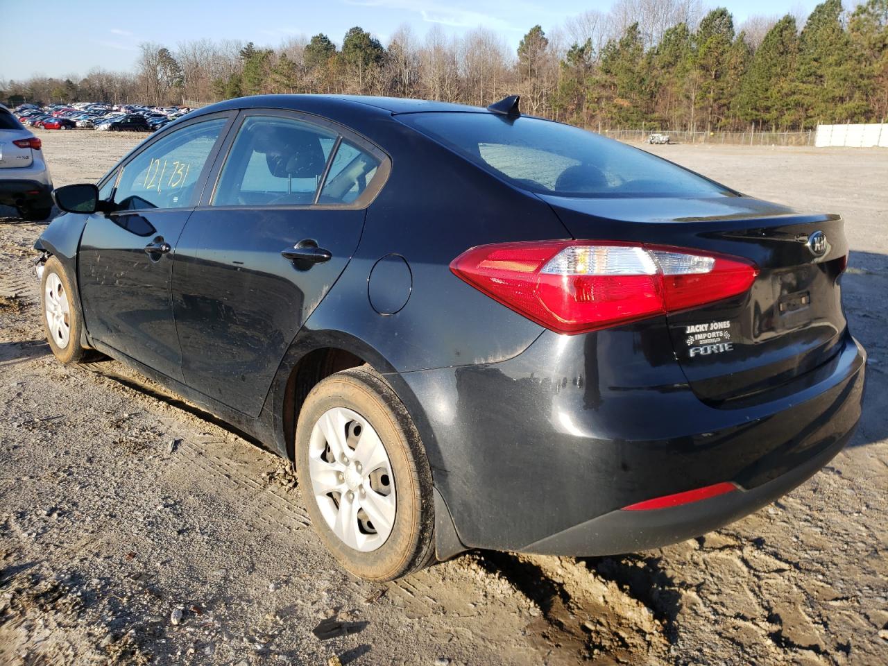 Photo 3 from auction – 2016 KIA FORTE LX with VIN KNAFK4A6XG5571620