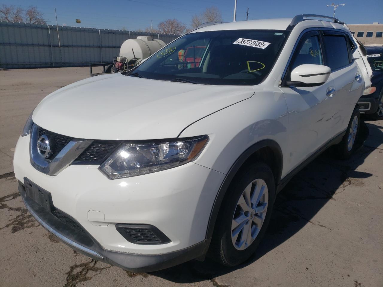Photo 2 from auction – 2016 NISSAN ROGUE S with VIN KNMAT2MV3GP684024