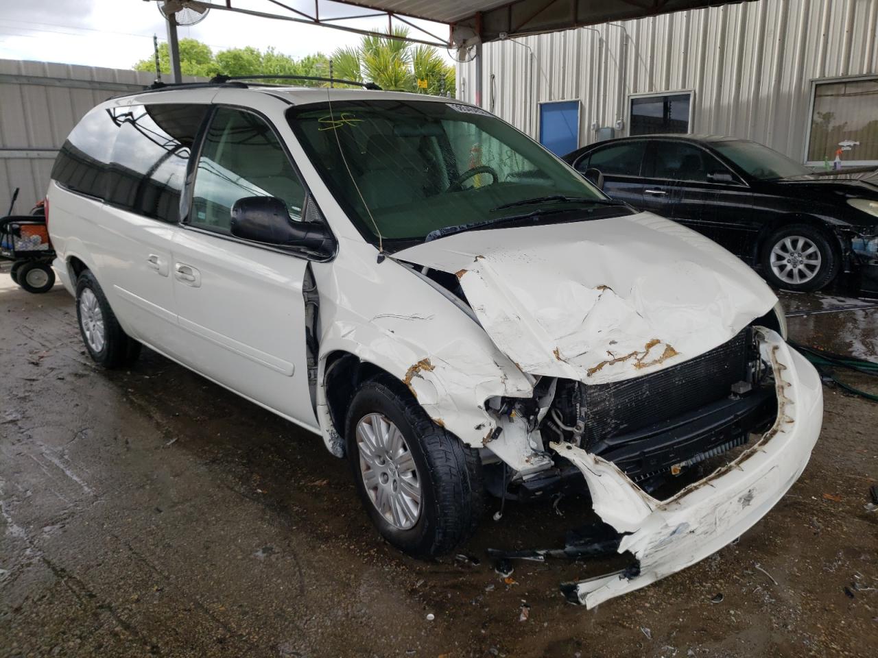 CHRYSLER TOWN & COU 2006 with VIN 2A4GP44R86R625071 - Photo from auction