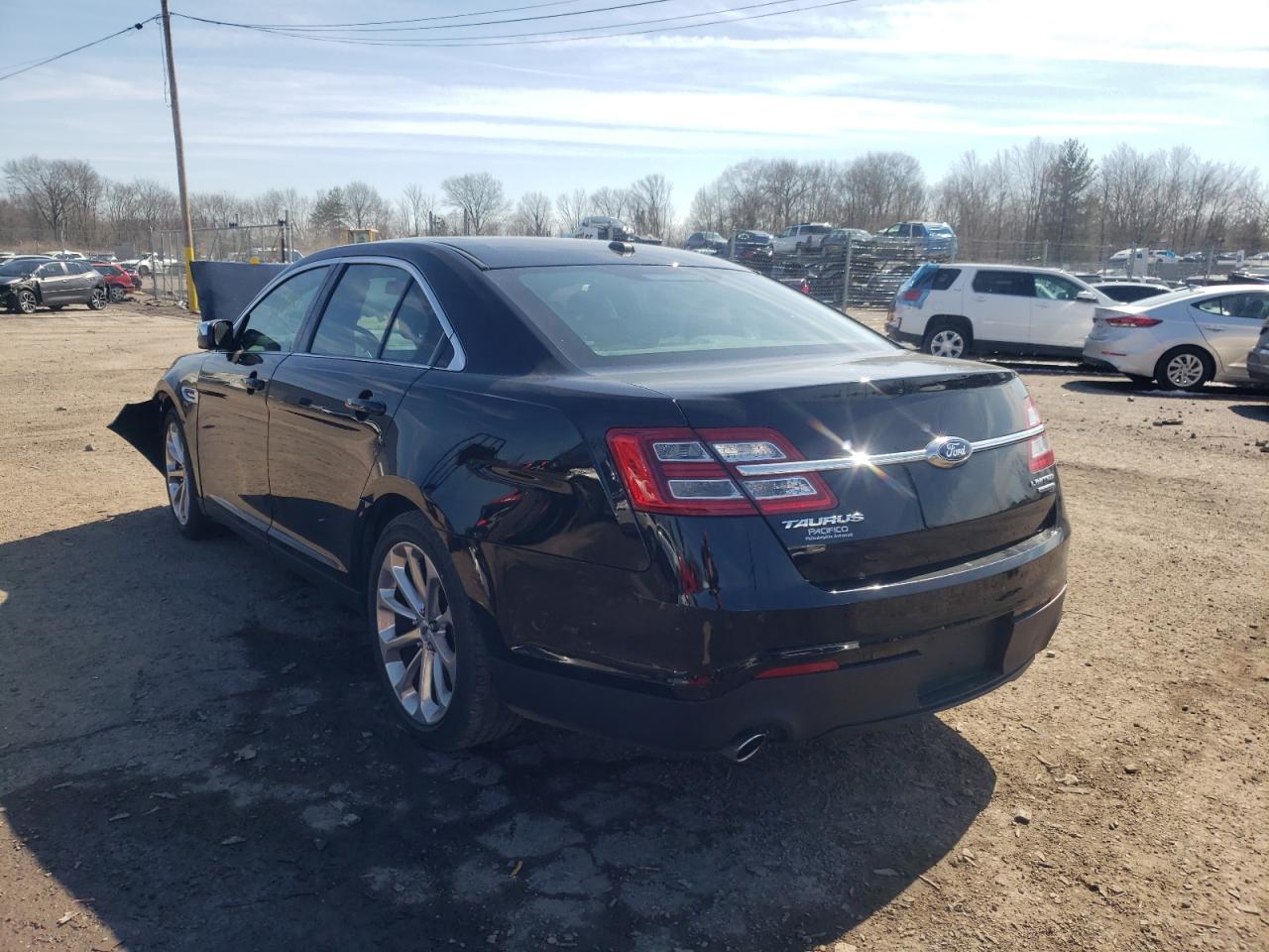 Photo 3 from auction – 2018 FORD TAURUS LIM with VIN 1FAHP2F83JG126682